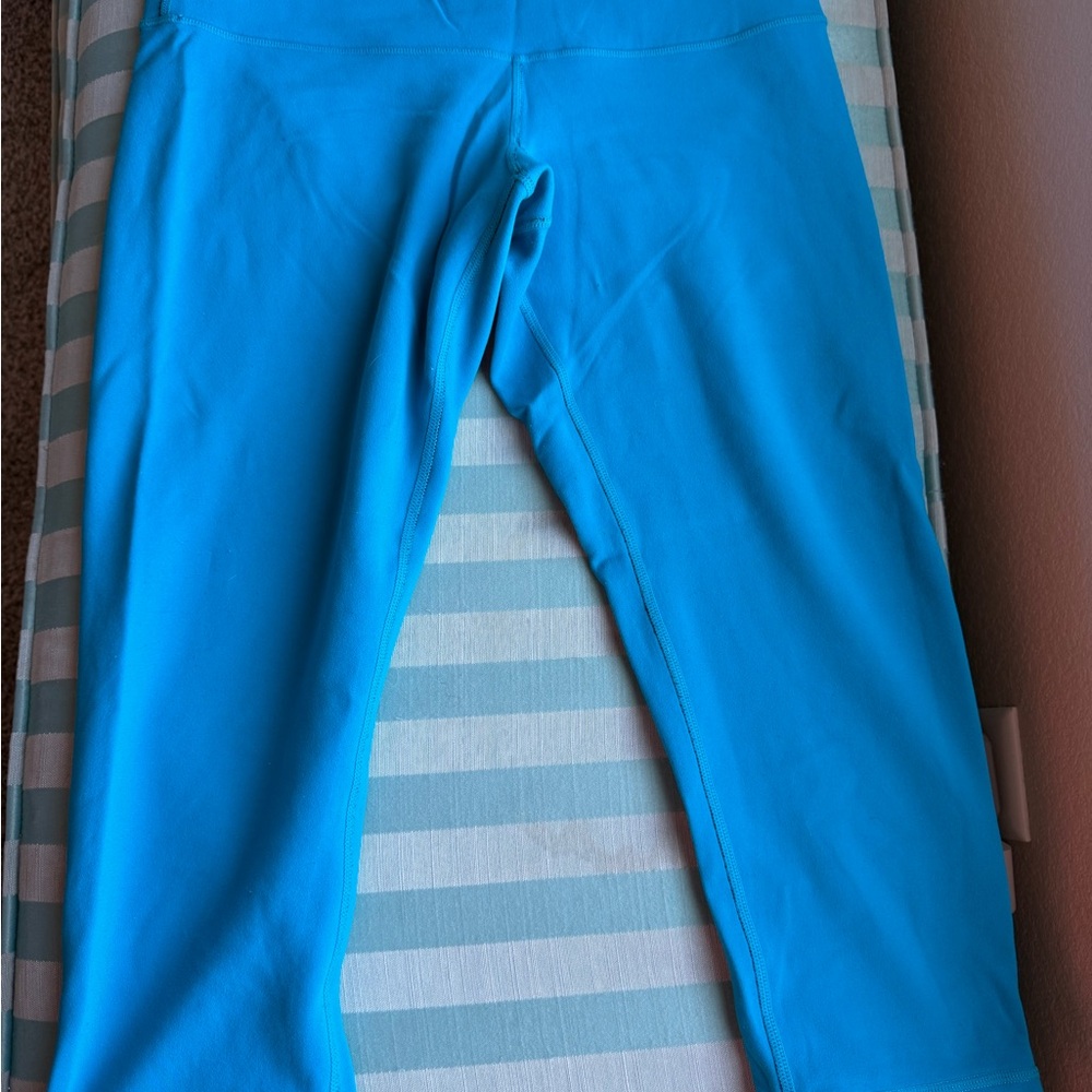 Lululemon Athletica Blue Leggings for Active Comfort